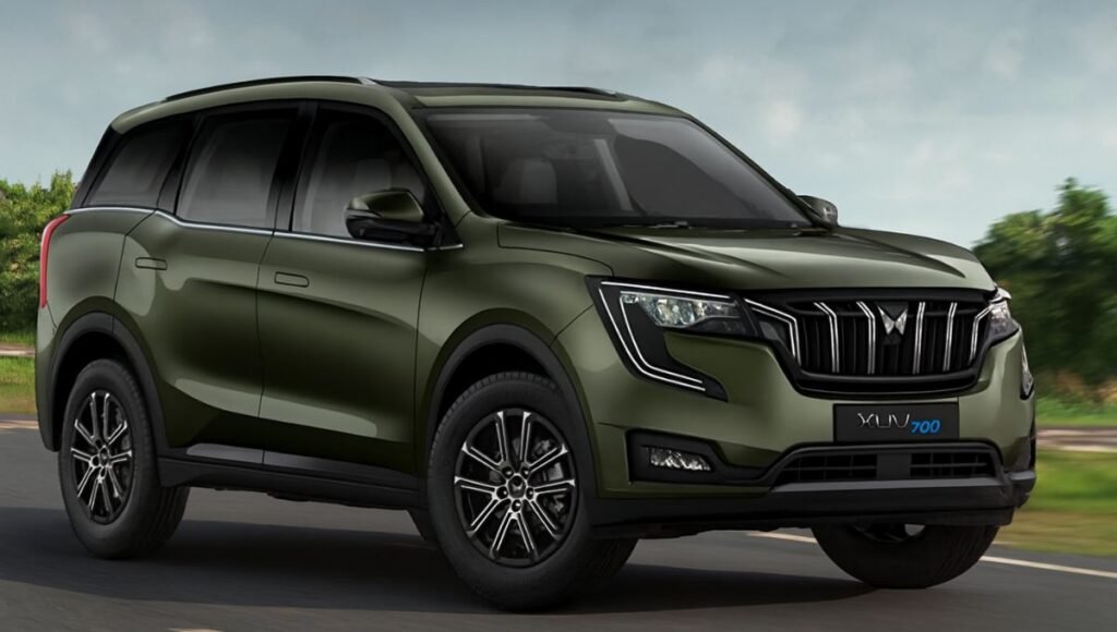 Mahindra XEV 9S vs XUV700: Big Design Differences & Styling
